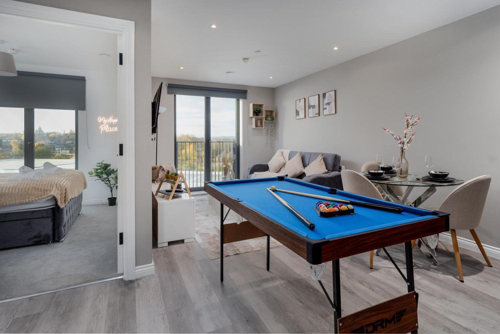 Springwell Suite - City Centre - Balcony & Pool Table - 3 Bed Leeds  Extérieur photo
